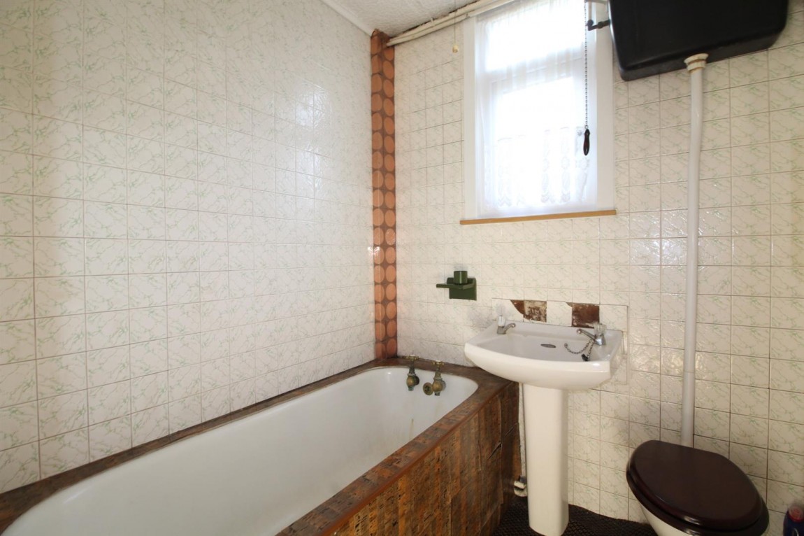 Images for Chalfont Green, Edmonton, N9