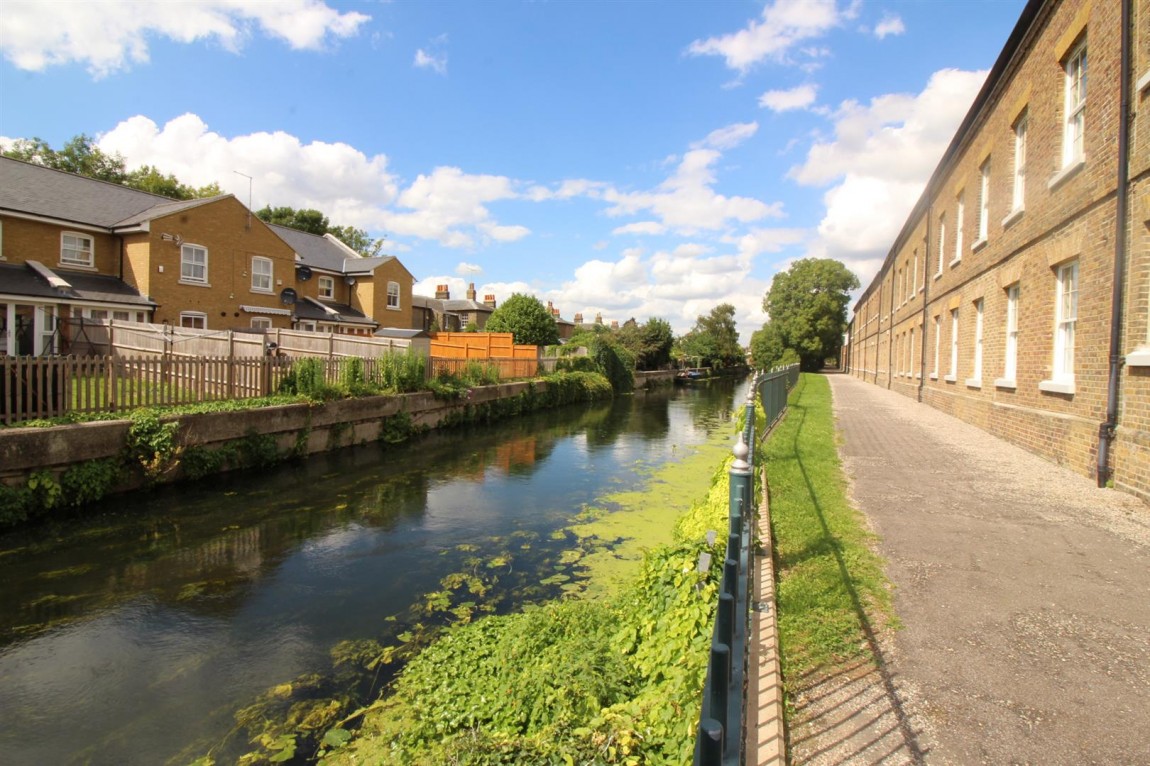 Images for James Lee Square, Enfield