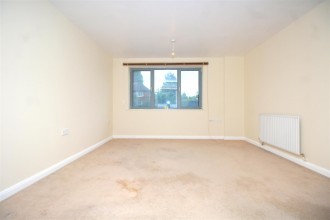 The Roundway, London