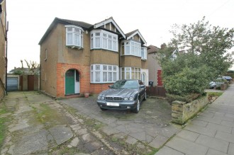 Tenniswood Road, Enfield