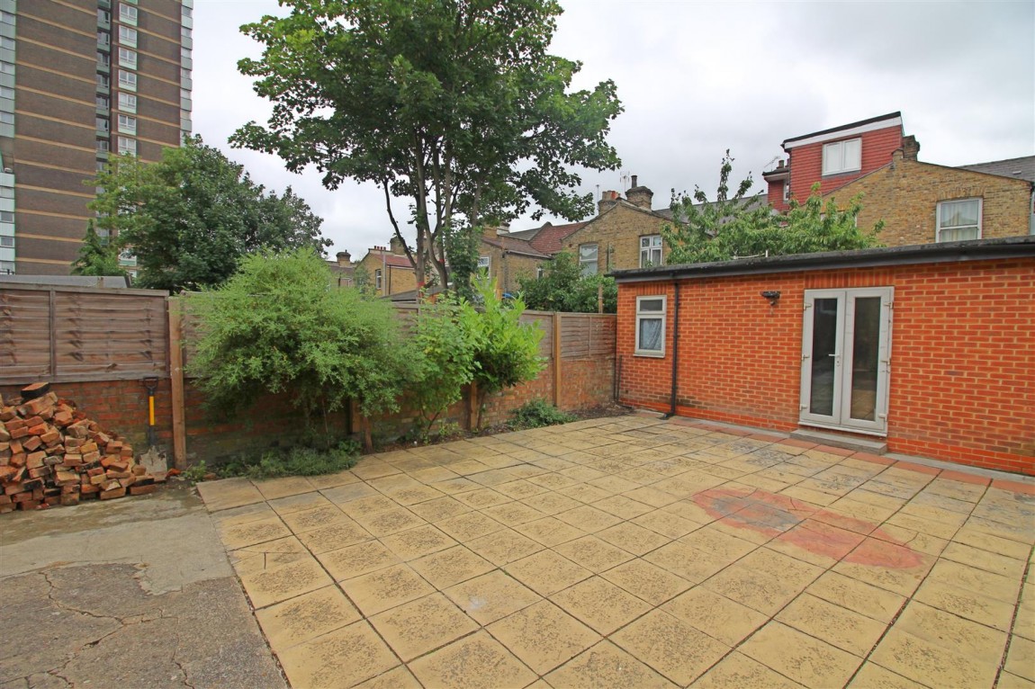 Images for Carnarvon Road, London