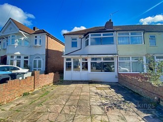 Lathkill Close, Enfield