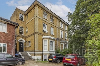 London Road, Enfield