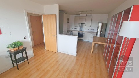 5 Spencer Way, London - EAID:KingsGroupApi2020, BID:11148-6