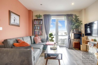 Thornbury Way, London