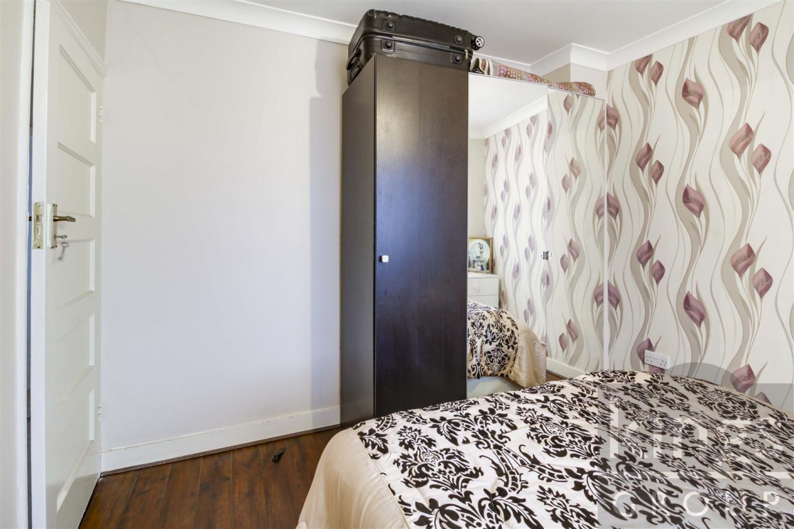 Images for Lombard Avenue, Enfield