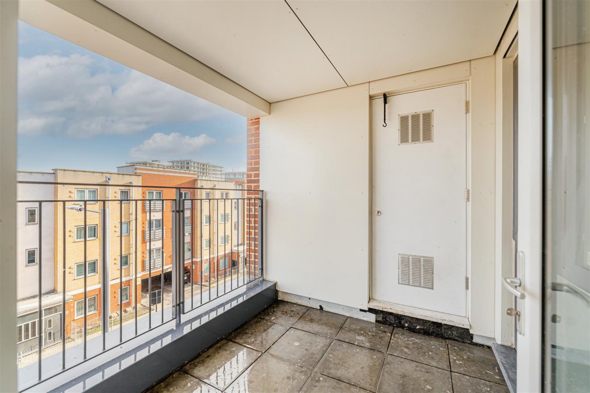 Images for Fulbourne Road, London