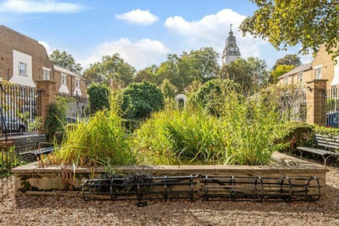 Images for Sutton Square, Urswick Road, London