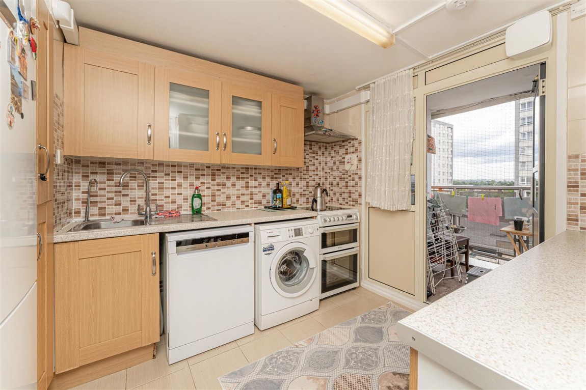 Images for Beaconsfield Road, Enfield
