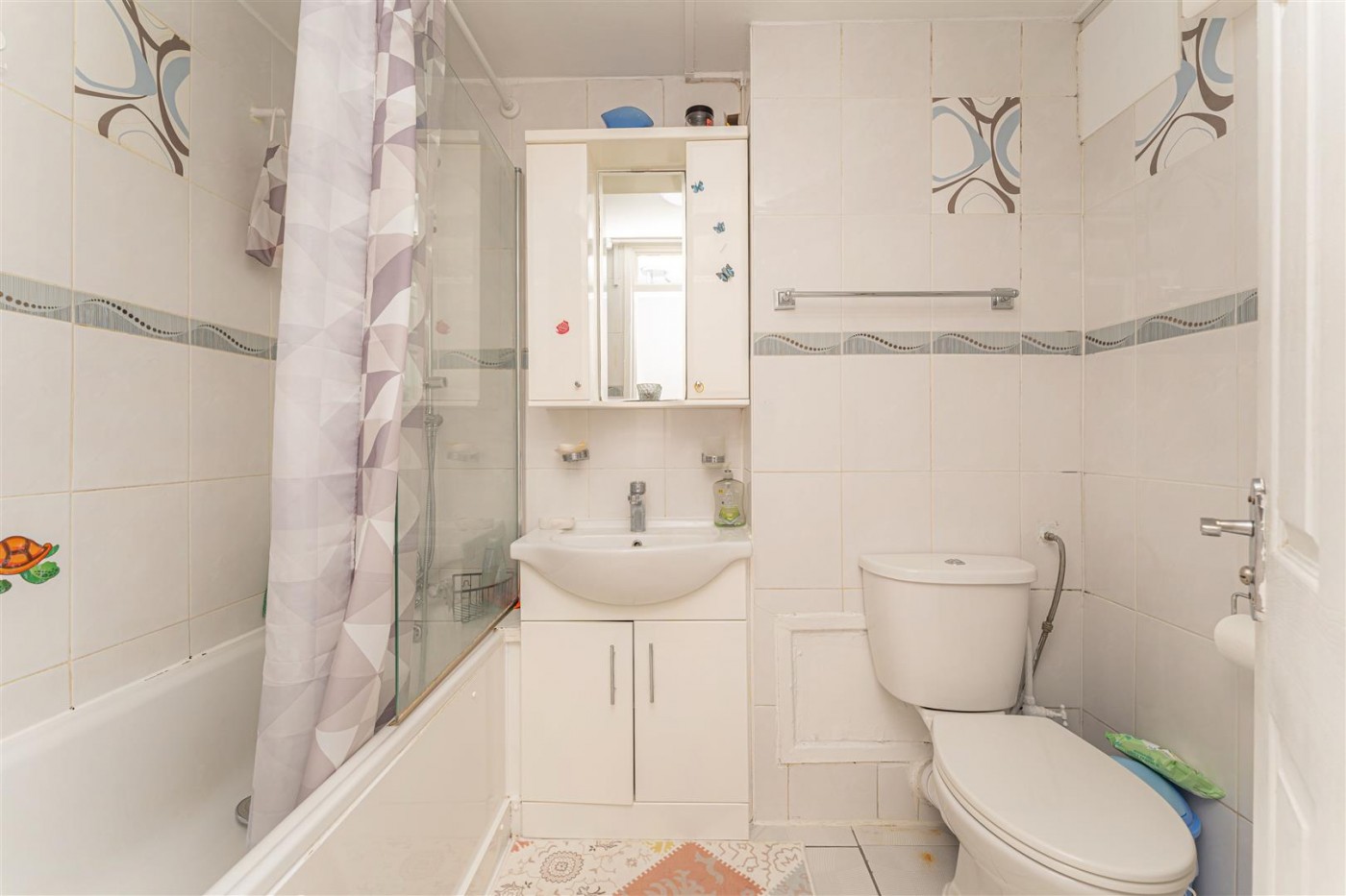 Images for Beaconsfield Road, Enfield
