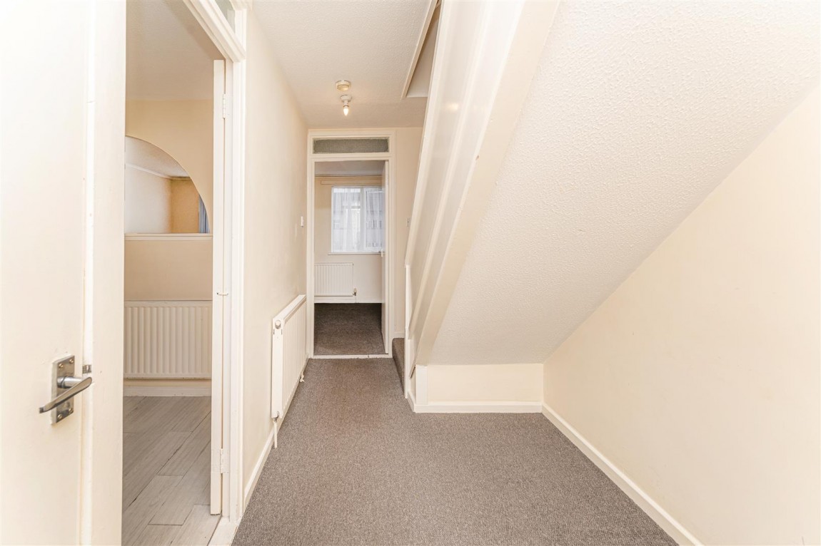 Images for Lytchet Way, Enfield (Chain Free)