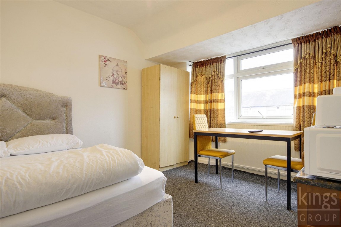 Images for Warren Close, Edmonton, N9