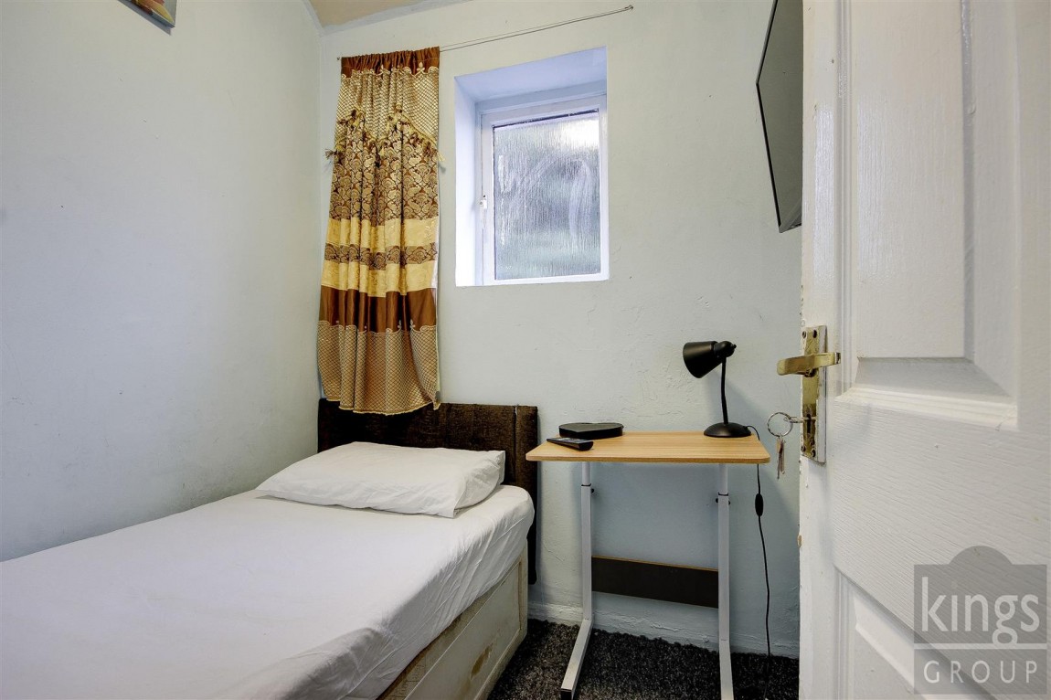 Images for Warren Close, Edmonton, N9