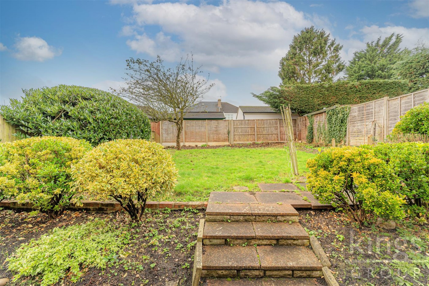 Images for Lonsdale Drive, Enfield