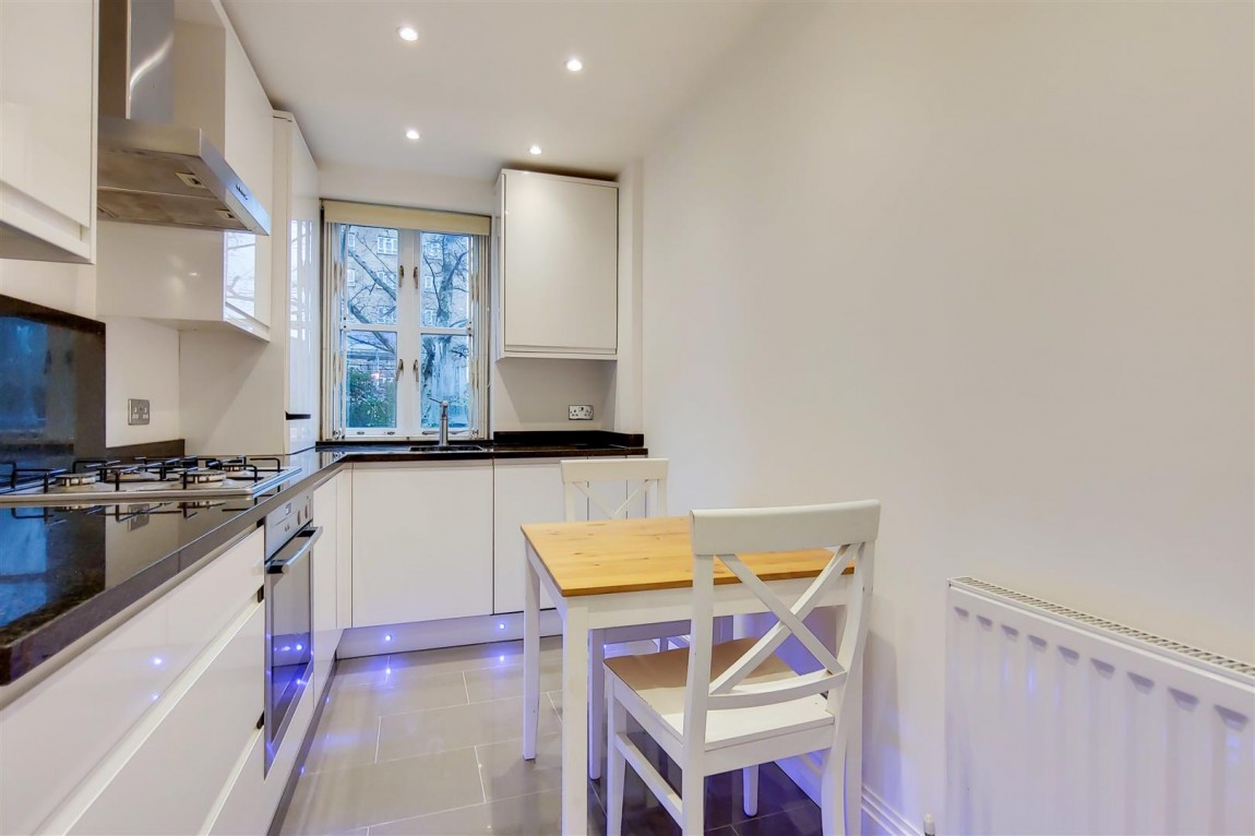 Images for 103 West Heath Road, London