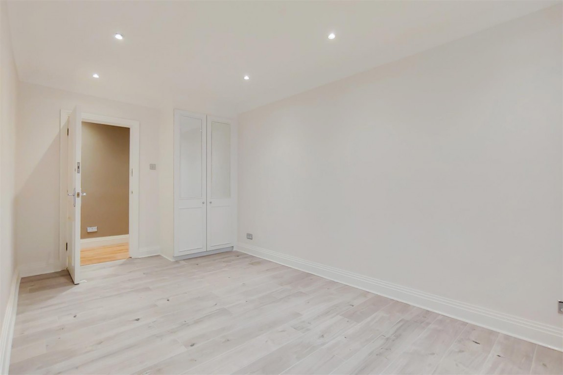Images for 103 West Heath Road, London
