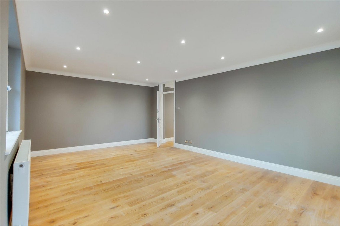 Images for 103 West Heath Road, London