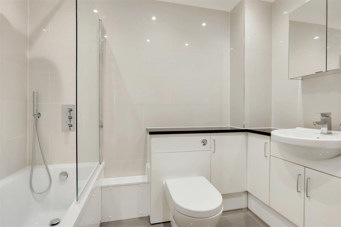 Images for 103 West Heath Road, London