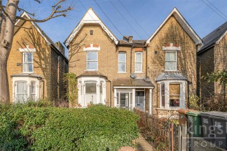 Northcote Road, London
