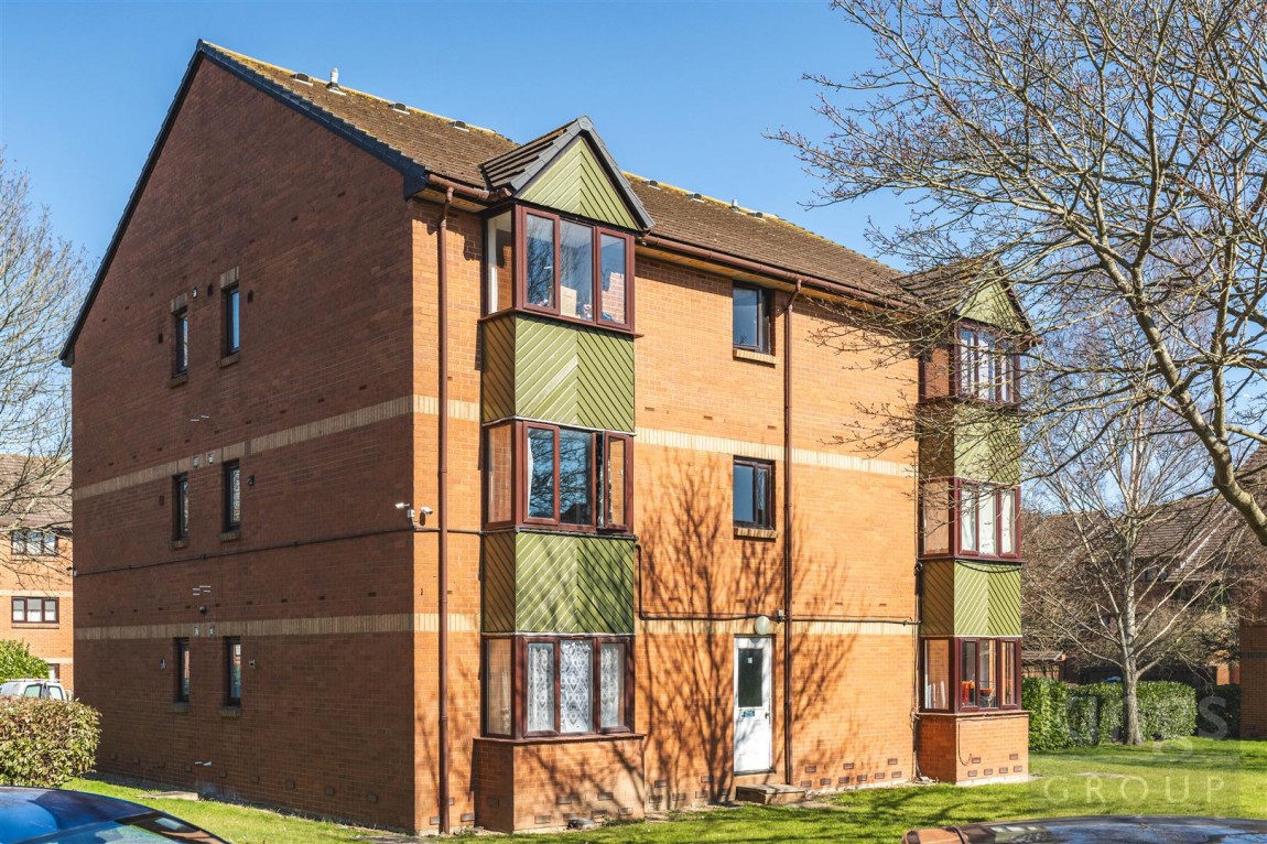Images for Maltby Drive, Enfield