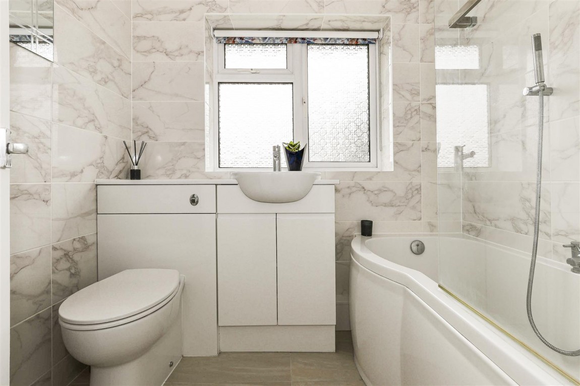 Images for Bury Green Road, Cheshunt, Waltham Cross