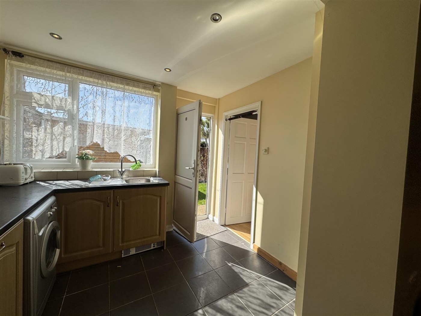 Images for Aire Drive, South Ockendon