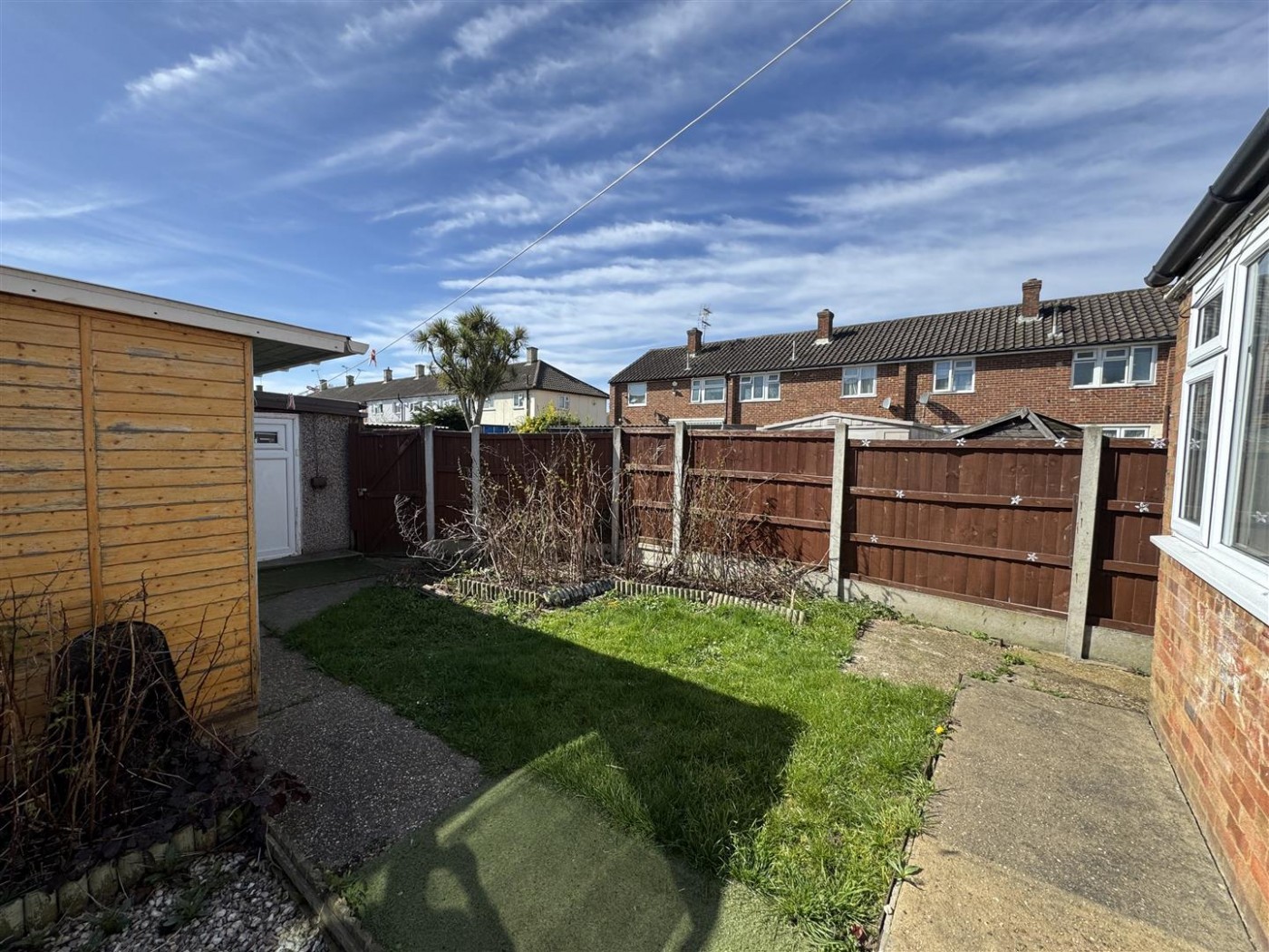 Images for Aire Drive, South Ockendon