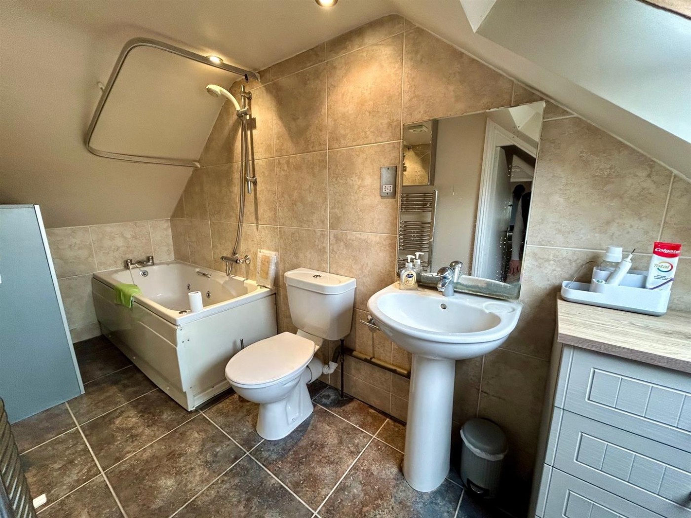 Images for Leonard Road, London