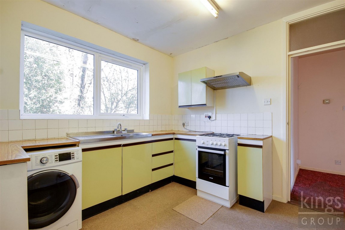 Images for Roundhedge Way, Enfield