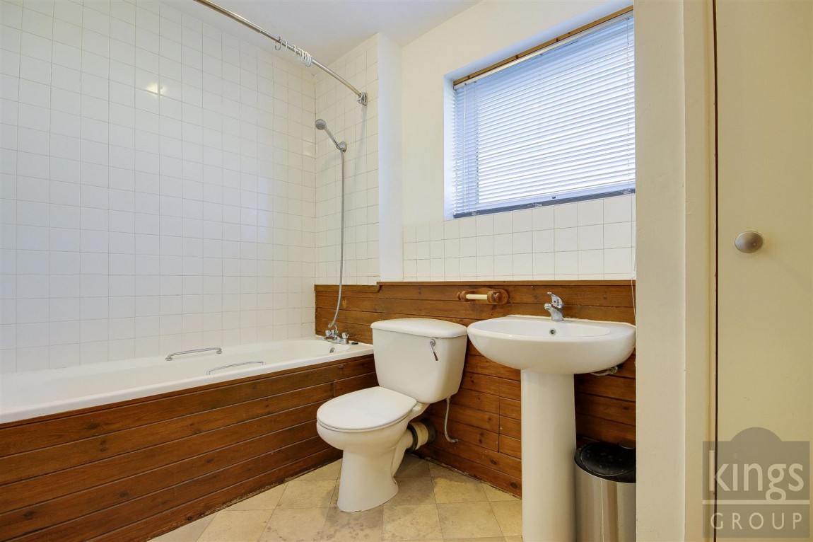 Images for Roundhedge Way, Enfield