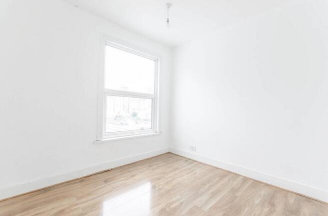 Images for Grosvenor Park Road, London