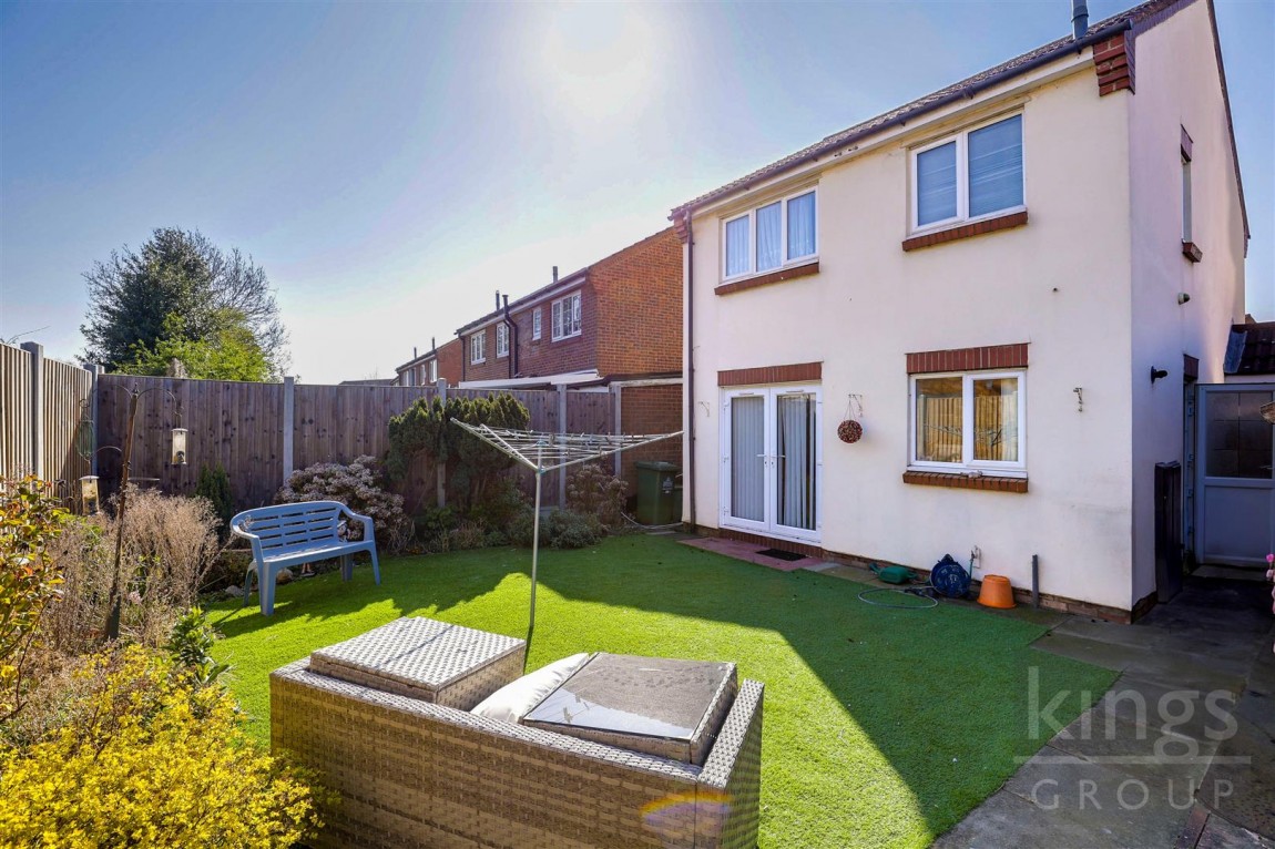 Images for Kingsmead, Waltham Cross