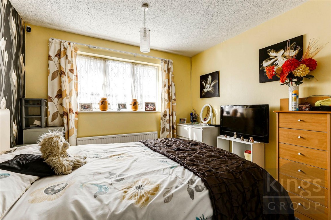 Images for Kingsmead, Waltham Cross