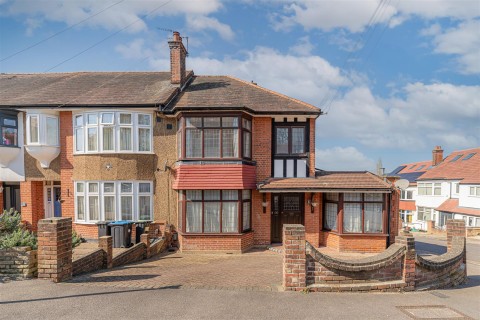 Slades Gardens, Enfield - EAID:KingsGroupApi2020, BID:30208-1