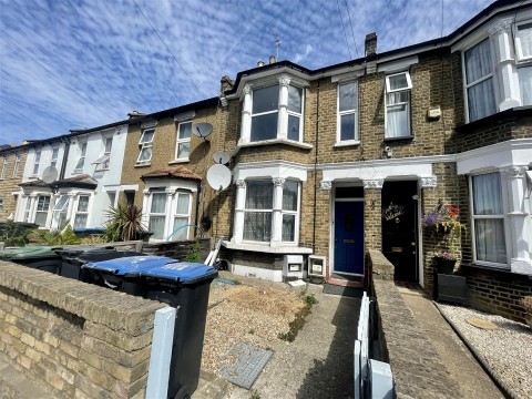 Lincoln Road, Enfield - EAID:KingsGroupApi2020, BID:93421-3624