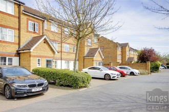 Dundas Mews, Enfield
