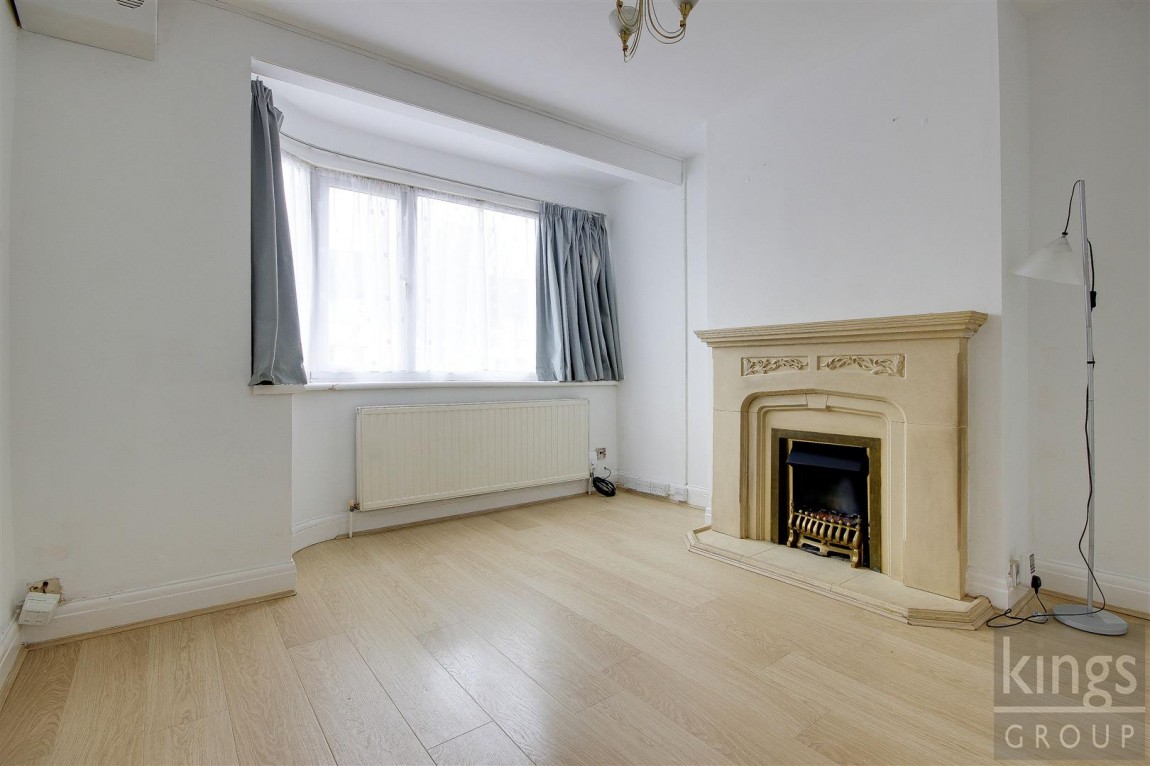 Images for Crest Drive, Enfield