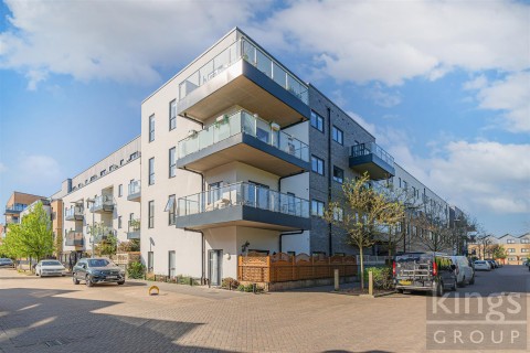 Thornbury Way, London - EAID:KingsGroupApi2020, BID:30208-6