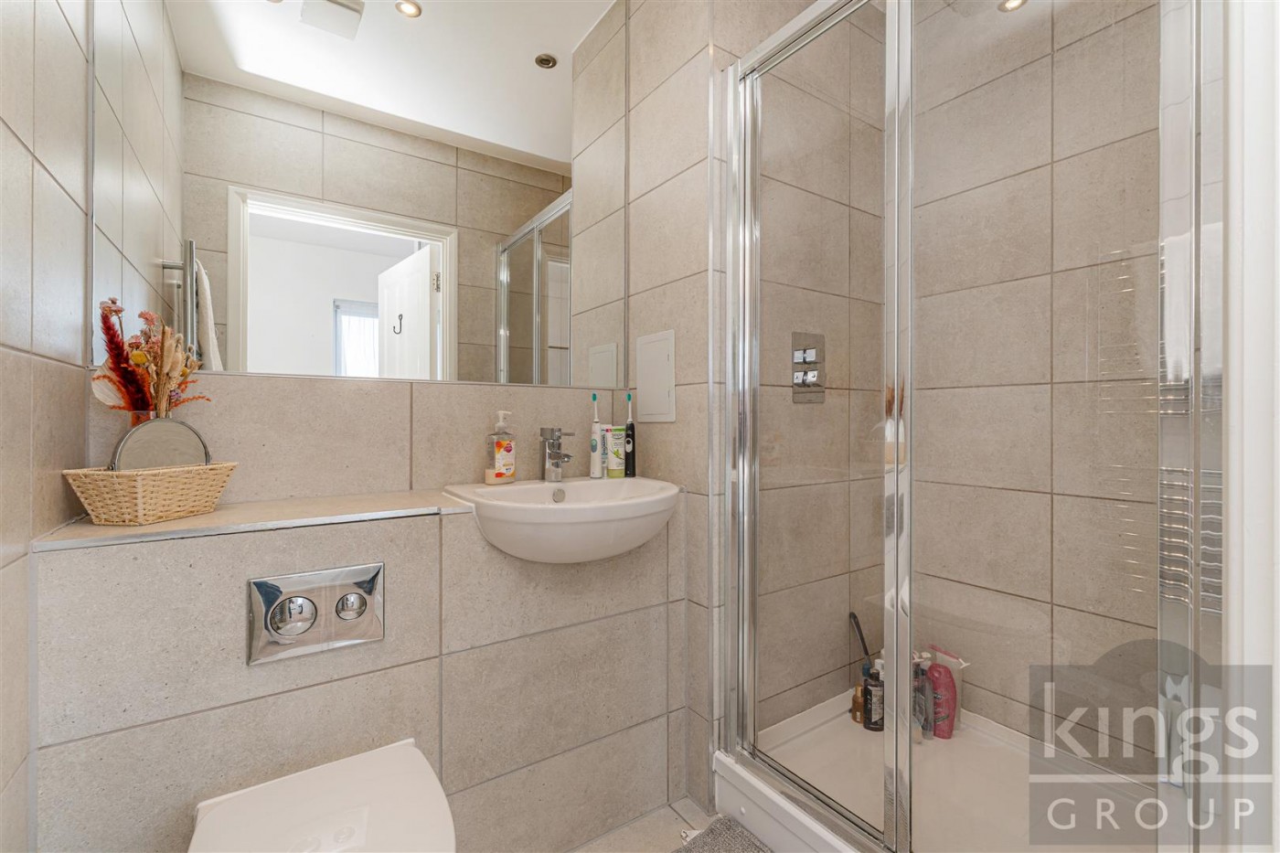 Images for Thornbury Way, London