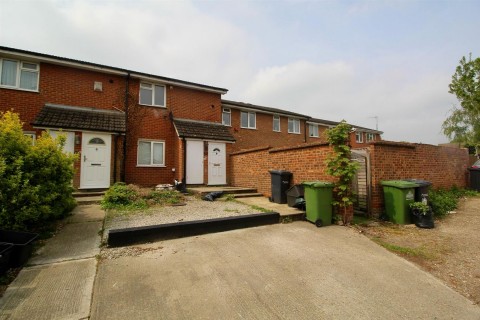 Robertson Close, Broxbourne - EAID:KingsGroupApi2020, BID:92431-1883