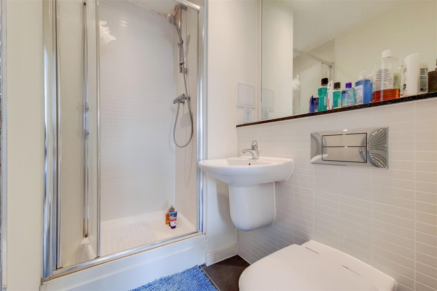 Images for Hillyfield, London