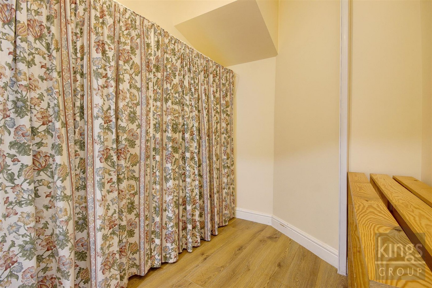 Images for Monroe Crescent, Enfield