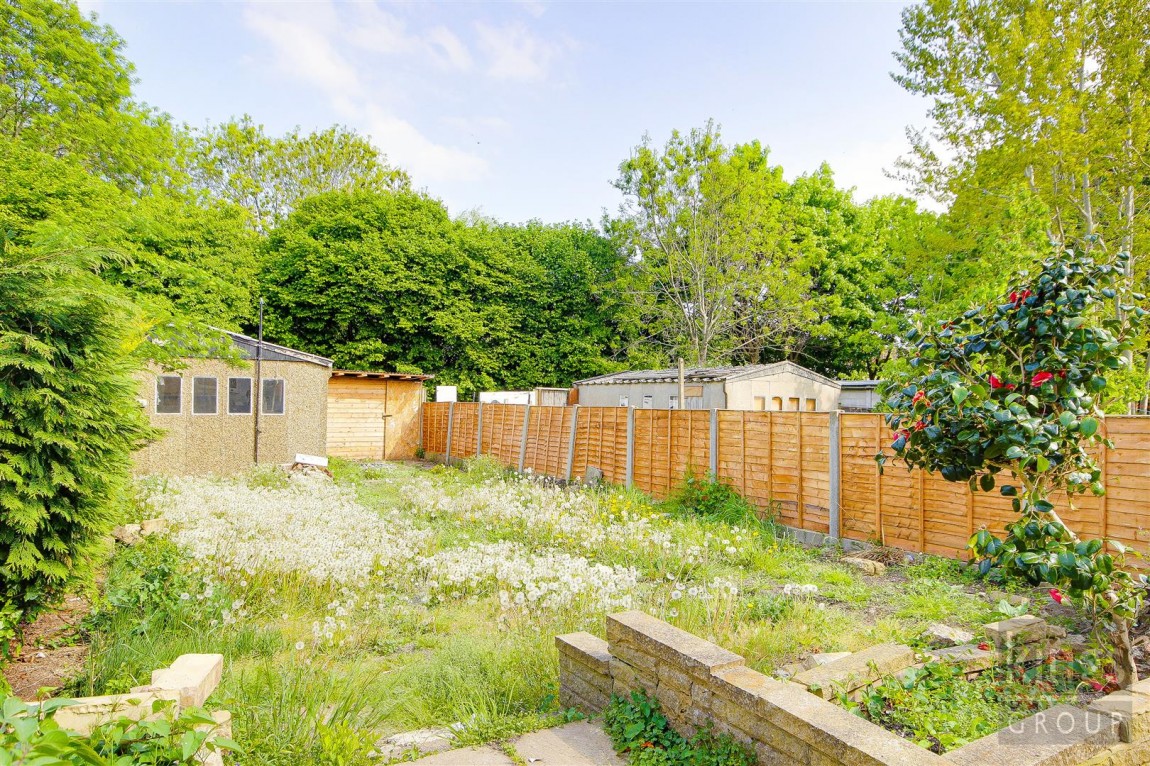 Images for Medcalf Road, Enfield