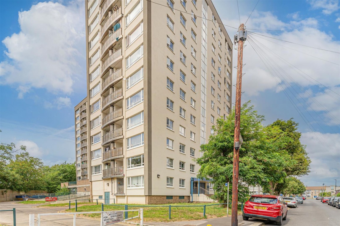Images for Beaconsfield Road, Enfield