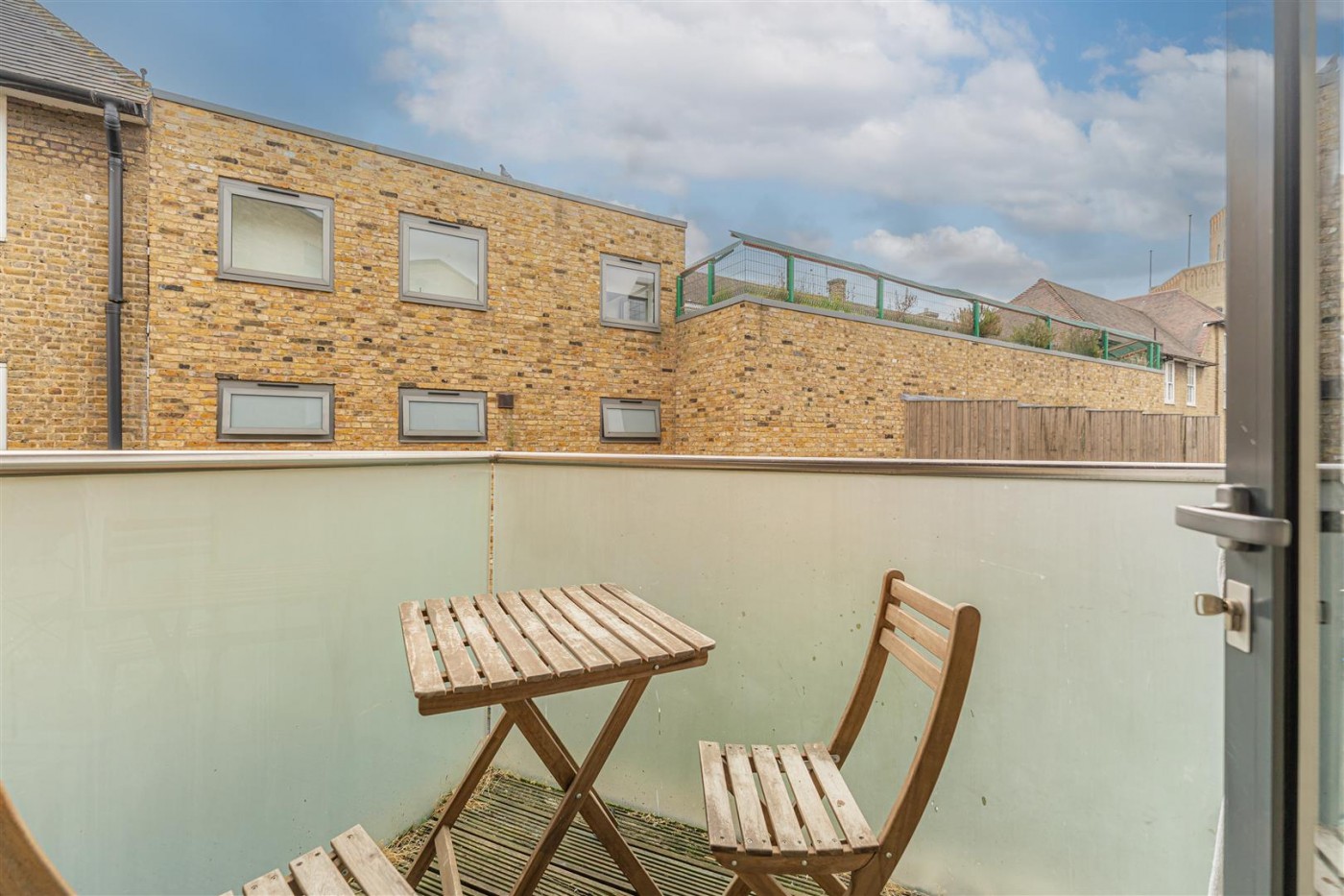 Images for Annabel Close, London