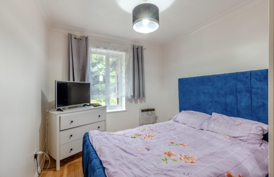 Images for Hallywell Crescent, London