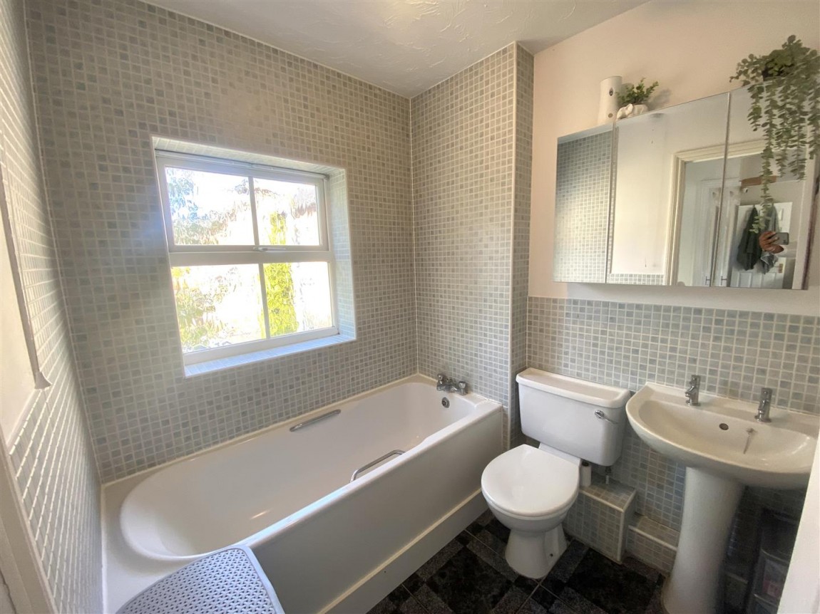 Images for Greenwich Way, Waltham Abbey