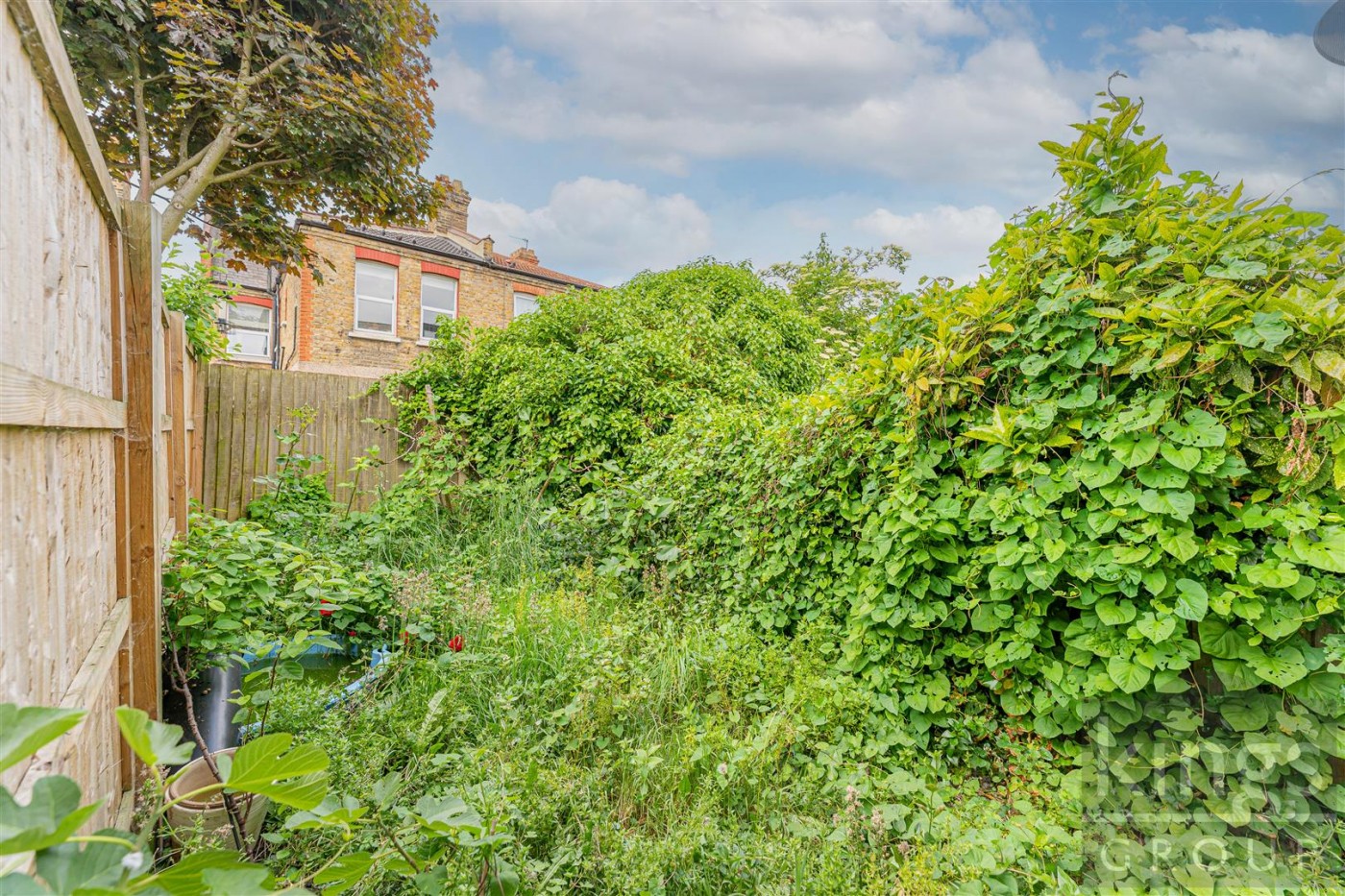 Images for Bloxhall Road, London