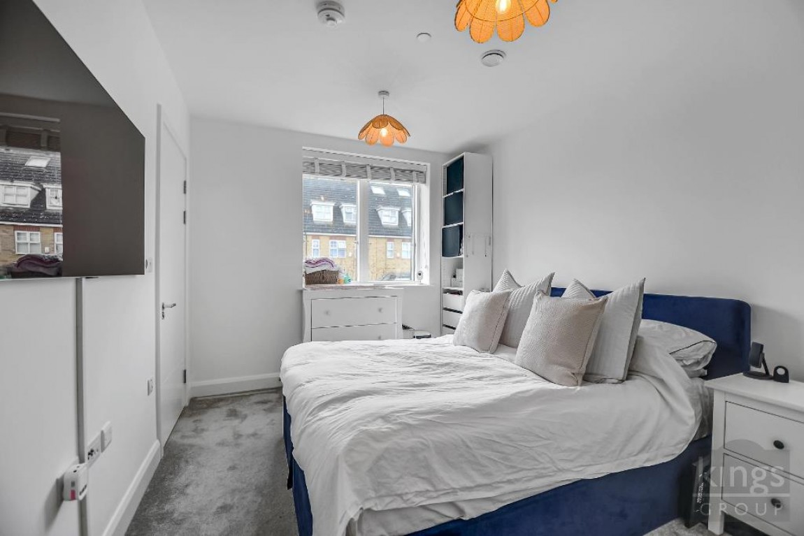Images for Oakwood Crescent