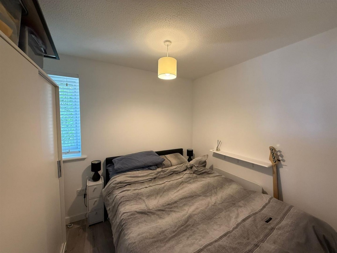 Images for Green Pond Close, London
